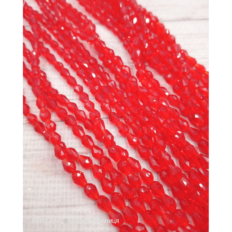Намистини-краплі, розмір 6*4 мм. Світлі червоні прозорі
