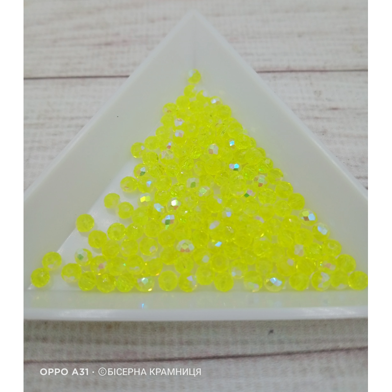 Ронделі, розмір 3,2*2,5 мм. Лимонні прозорі з райдужним покриттям