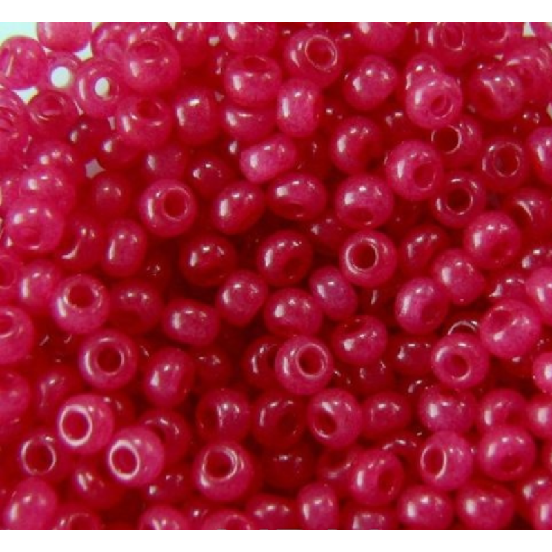 423-10/0-17899 Бісер Чехія (алебастровий, малиновий), упаковка 50 грамів