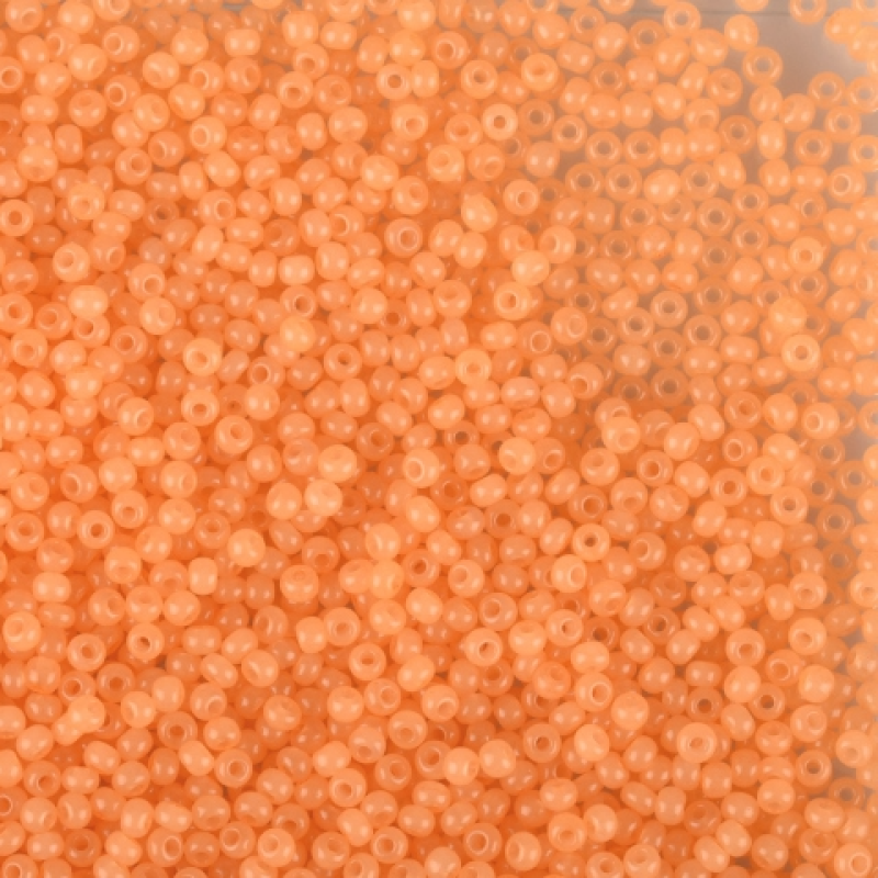 02683 бісер №10 Preciosa (Чехія) 5 грамів. Алебастровий