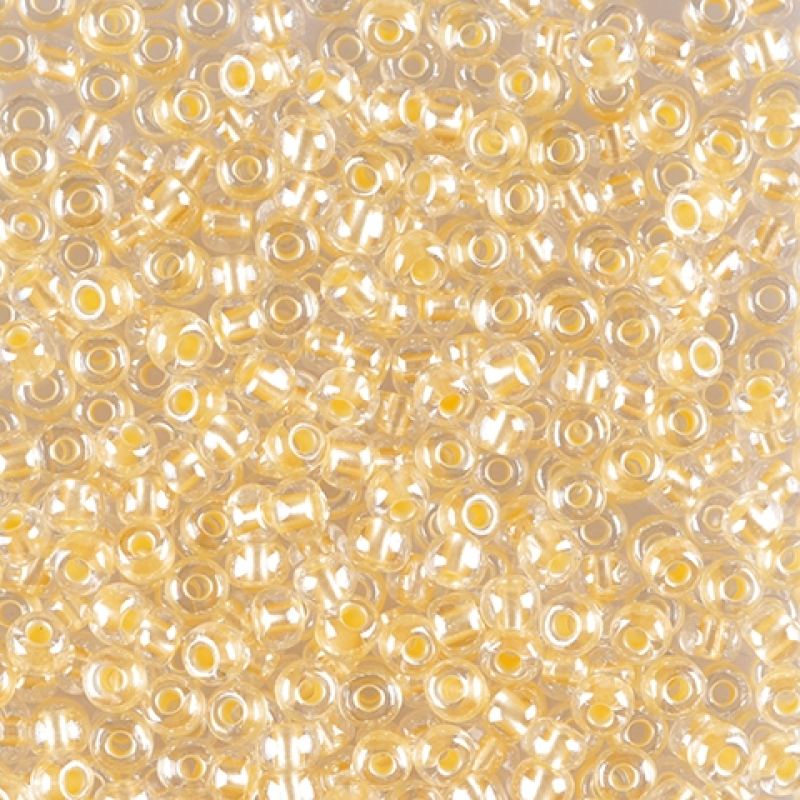 382PY бісер №10 Preciosa (Чехія) 5 грамів. Глазурований з перламутровим профарбуванням