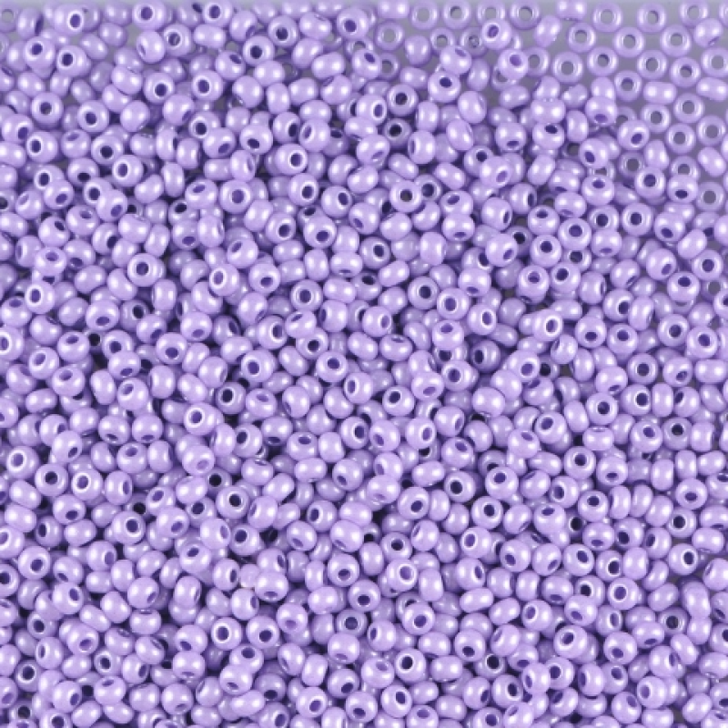 16728 бісер №10 Preciosa (Чехія) 5 грамів. Алебастровий перламутровий