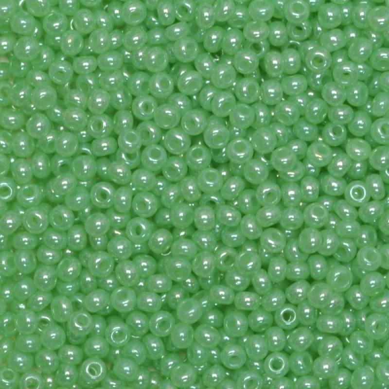 62161 бісер №10 Preciosa (Чехія) 5 грамів. Алебастровий перламутр 62161 бісер №10 Preciosa (Чехія) 5 грамів. Алебастровий перламутр