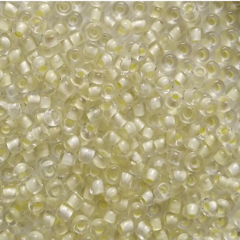 38081 бісер №10 Preciosa (Чехія) 5 грамів. Прозорий профарбований