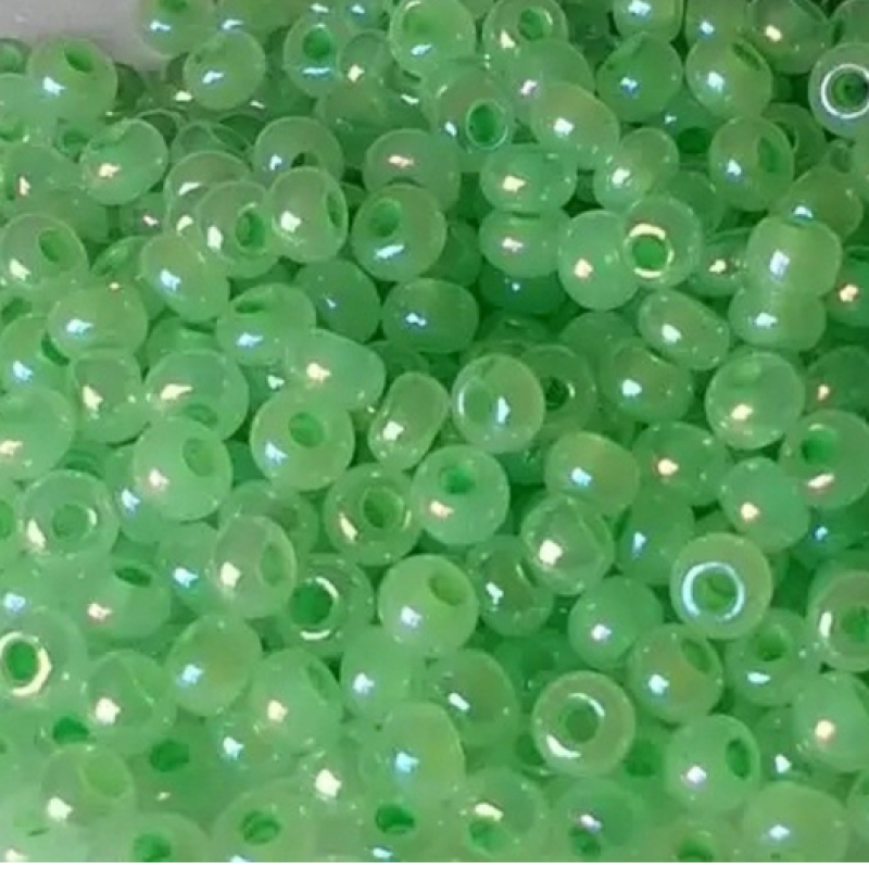 57556 бісер №10 Preciosa (Чехія) 5 грамів. Перламутровий райдужний