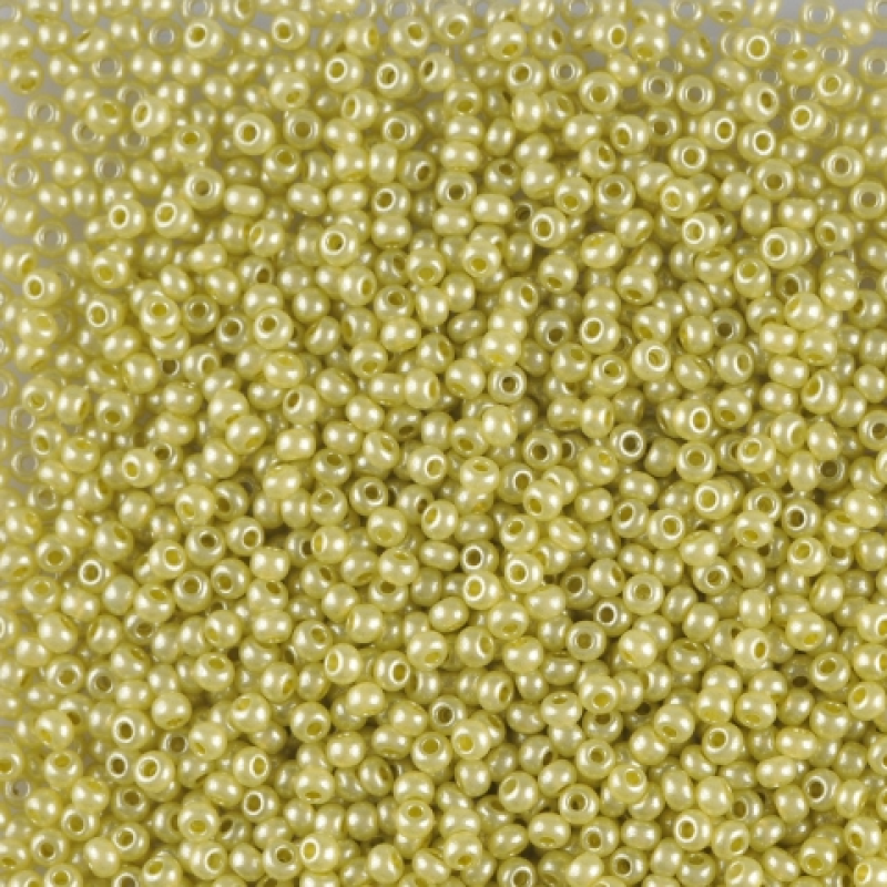 17786 бісер №10 Preciosa (Чехія) 5 грамів. Перламутровий