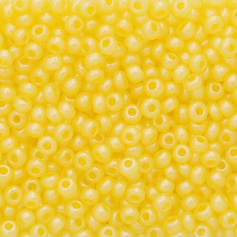 17986 бісер №10 Preciosa (Чехія) 5 грамів. Алебастровий