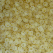 38381 matt бісер №10 Preciosa (Чехія) 5 грамів. Прозорий профарбований матовий