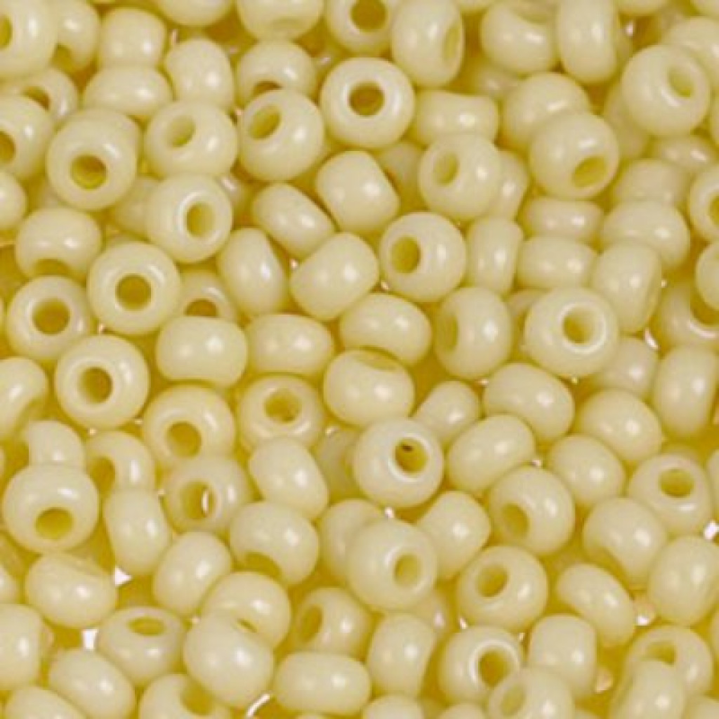 03151 бісер №10 Preciosa (Чехія) 5 грамів. Натуральний