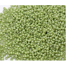 16486 бісер №10 Preciosa (Чехія) 5 грамів. Алебастровий перламутровий райдужний