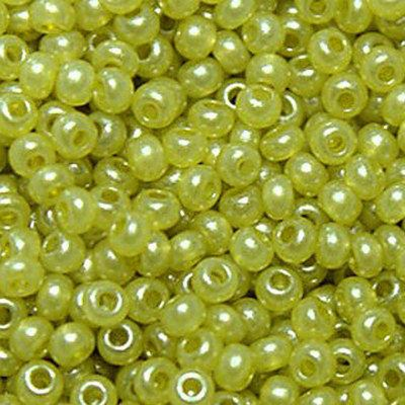 17786 бісер №10 Preciosa (Чехія) 5 грамів. Перламутровий