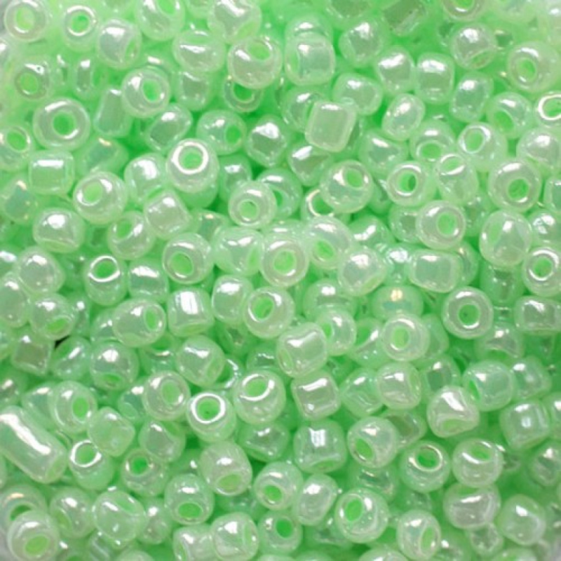 37154 бісер №10 Preciosa (Чехія) 5 грамів. Перламутровий