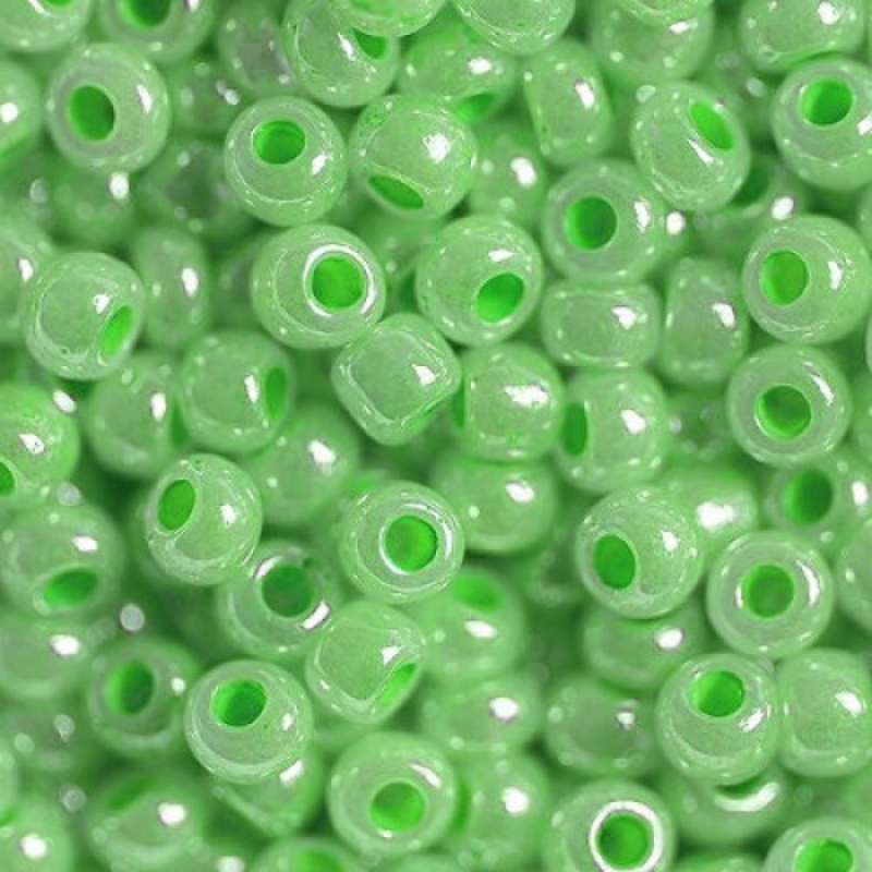 37156 бісер №10 Preciosa (Чехія) 5 грамів. Перламутровий