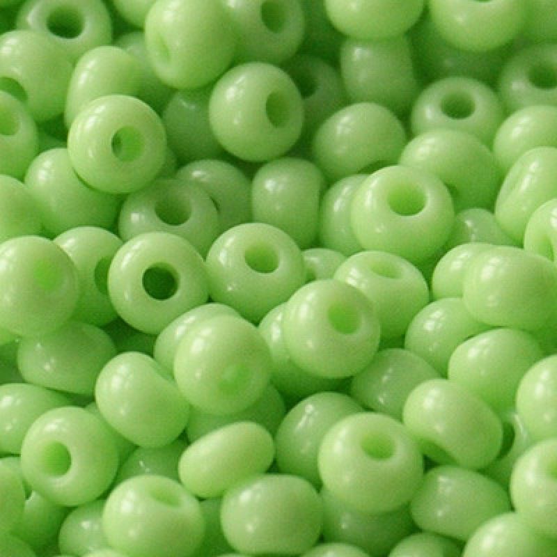 220-10/0-53410 Бісер Чехія (натуральний, салатовий світлий), упаковка 50 грамів