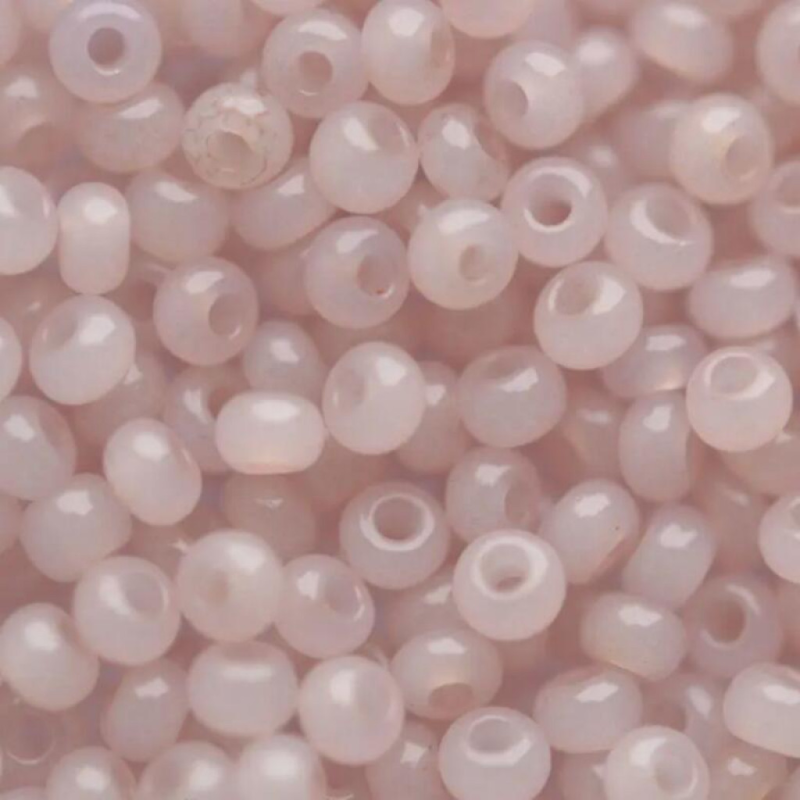 02213 бісер №10 Preciosa (Чехія) 5 грамів. Алебастровий