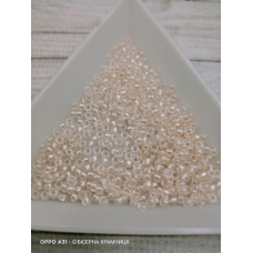 08118 бісер №10 Preciosa (Чехія) 5 грамів. Напівпрозорий