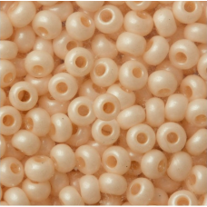 16218 бісер №10 Preciosa (Чехія) 5 грамів. Алебастровий перламутровий