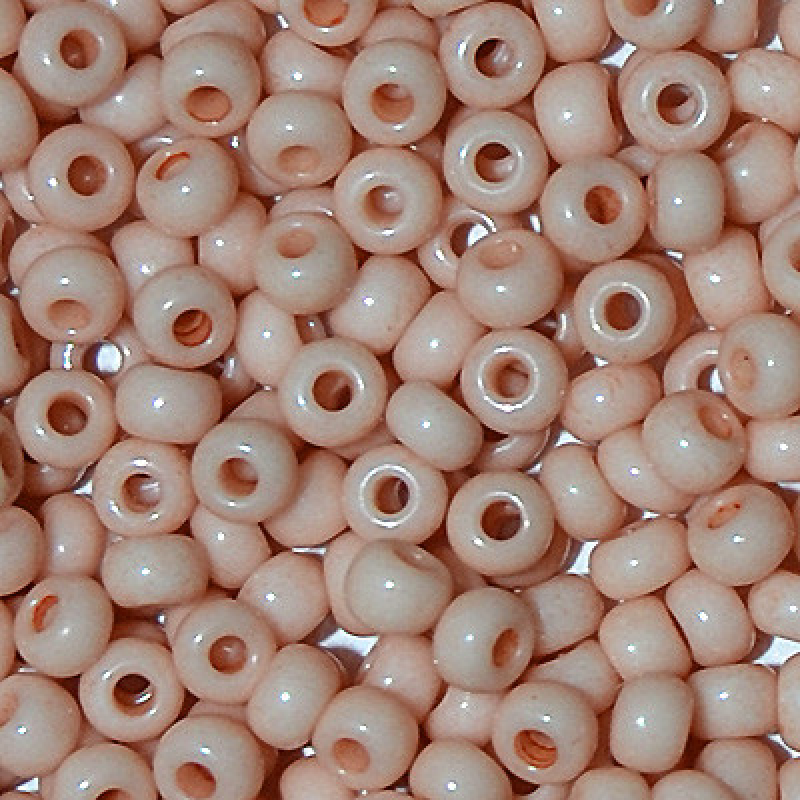 243-10/0-03111 Бісер Чехія (натуральний, молочний темний пастельний), упаковка 50 грамів