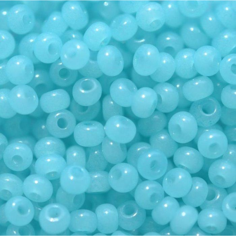 02265 бісер №10 Preciosa (Чехія) 5 грамів. Алебастровий