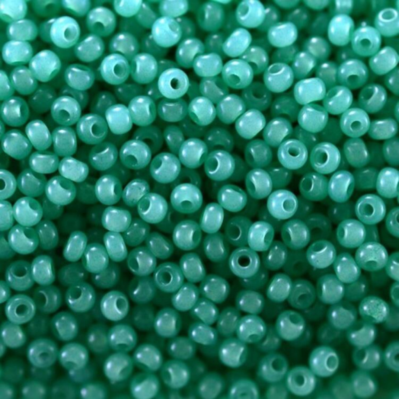 02664 бісер №10 Preciosa (Чехія) 5 грамів. Алебастровий