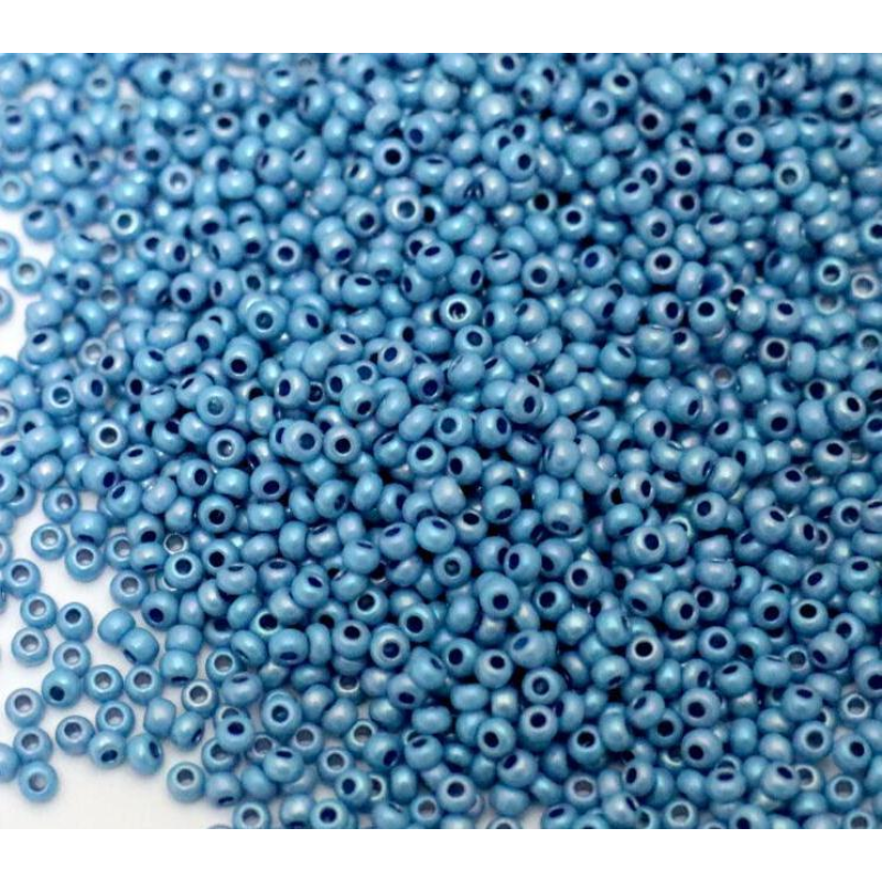 16436 бісер №10 Preciosa (Чехія) 5 грамів. Алебастровий райдужний перламутровий