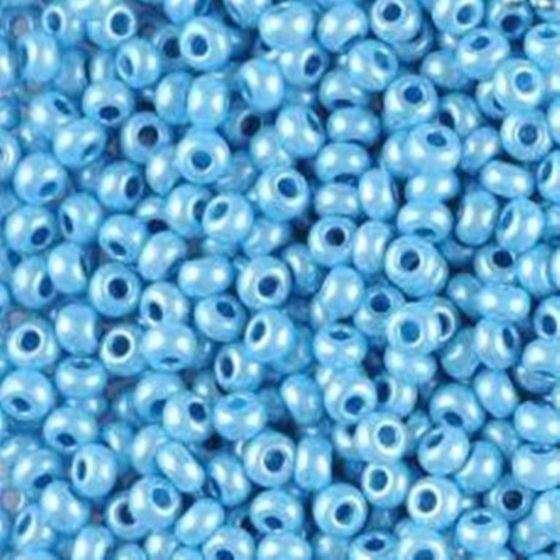 16565 бісер №10 Preciosa (Чехія) 5 грамів. Алебастровий перламутровий