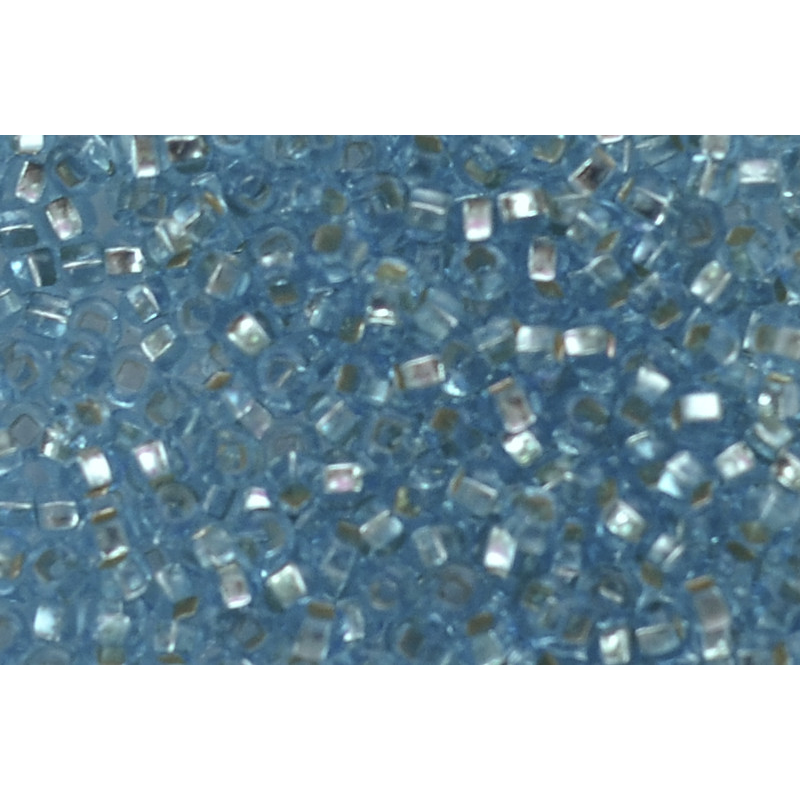 67010 кв бісер №10 Preciosa (Чехія) 5 грамів. Блискучий із квадратною срібною серединкою 67010 кв бісер №10 Preciosa (Чехія) 5 грамів. Блискучий із квадратною срібною серединкою