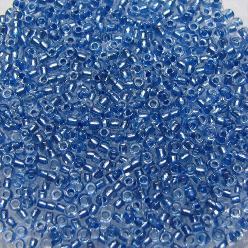 68236 бісер №10 Preciosa (Чехія) 5 грамів. Прозорий з перламутровой серединкой