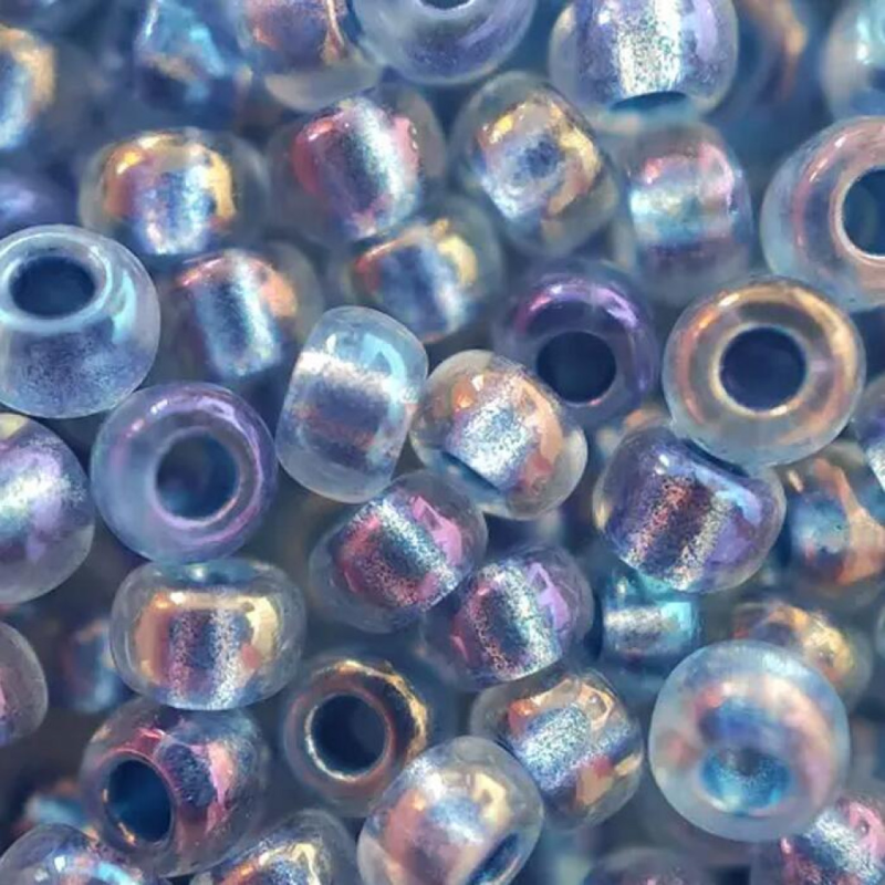 68436 бісер №10 Preciosa (Чехія) 5 грамів. Прозорий райдужний з перламутровой серединкой 68436 бісер №10 Preciosa (Чехія) 5 грамів. Прозорий райдужний з перламутровой серединкой