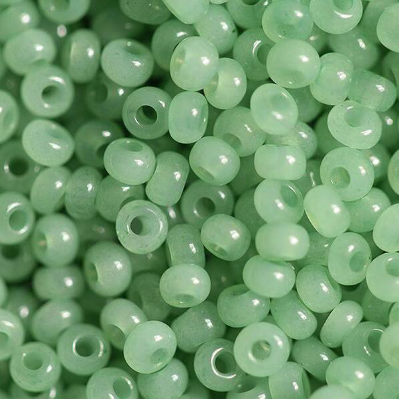 02163 бісер №10 Preciosa (Чехія) 5 грамів. Алебастровий