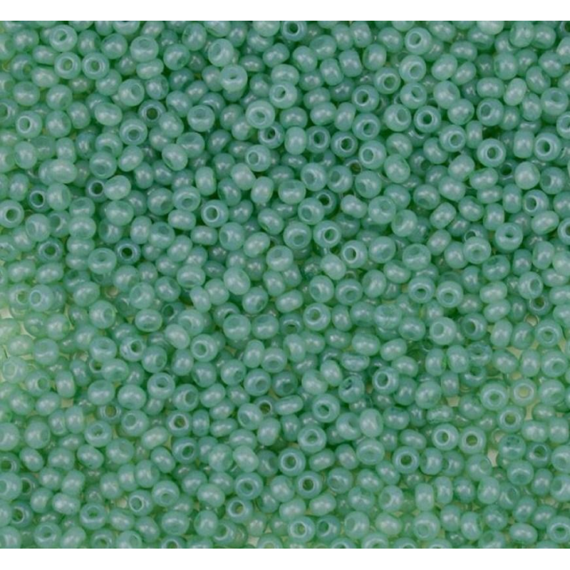 02662 бісер №10 Preciosa (Чехія) 5 грамів. Алебастровий