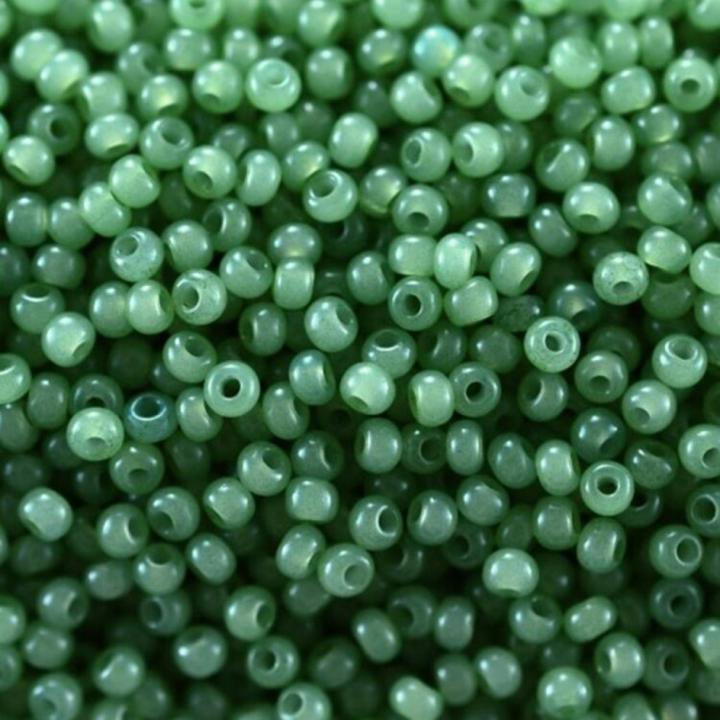 02663 бісер №10 Preciosa (Чехія) 5 грамів. Алебастровий