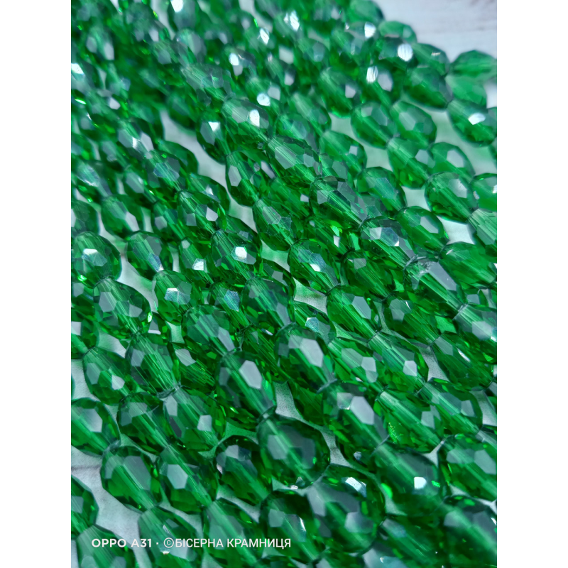 Намистини-краплі, 8*6 мм. Зелені прозорі