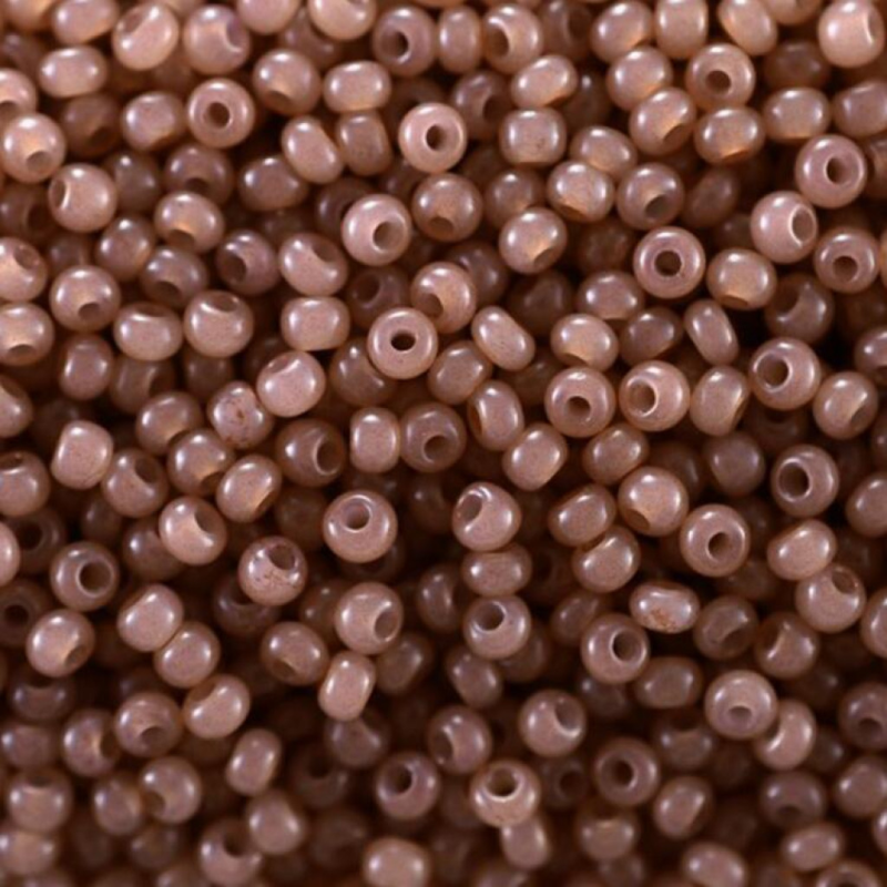 02694 бісер №10 Preciosa (Чехія) 5 грамів. Алебастровий