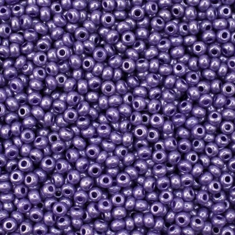 17528 бісер №10 Preciosa (Чехія) 5 грамів. Перламутровий 17528 бісер №10 Preciosa (Чехія) 5 грамів. Перламутровий