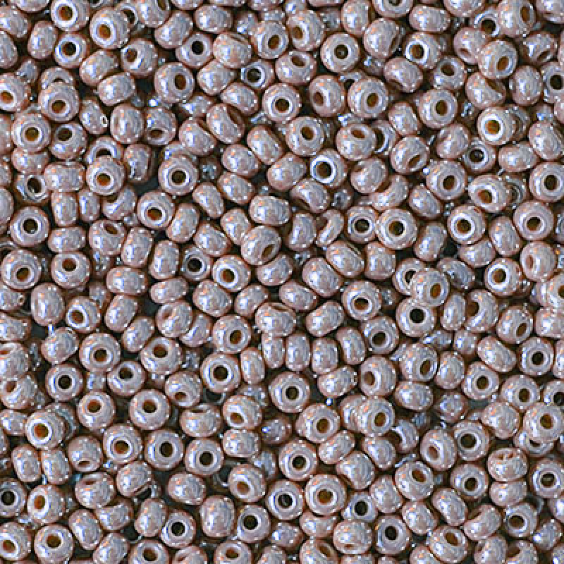 28020 бісер №10 Preciosa (Чехія) 5 грамів. Перламутровий натуральний