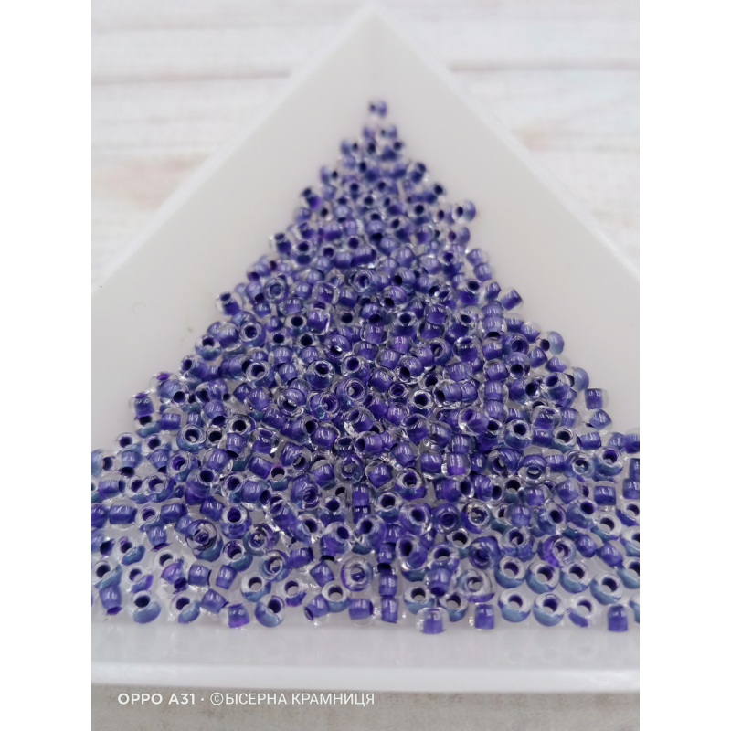 38428 бісер №10 Preciosa (Чехія) 5 грамів. Прозорий профарбований 38428 бісер №10 Preciosa (Чехія) 5 грамів. Прозорий профарбований