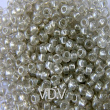 08149 бісер №10 Preciosa (Чехія) 5 грамів. Напівпрозорий