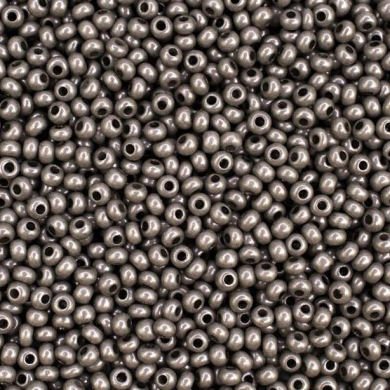 16749 бісер №10 Preciosa (Чехія) 5 грамів. Алебастровий перламутровий