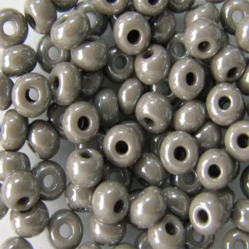 48020 бісер №10 Preciosa (Чехія) 5 грамів. Перламутровий