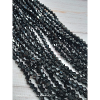 Біконус, розмір 4*4 мм. Чорний непрозорий