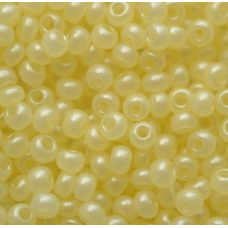17286-10/0 Бісер Чехія (перламутровий, світло-жовтий), упаковка 50 грамів