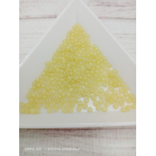 02052 бісер No10 Preciosa (Чехія) 5 грамів. Алебастровий