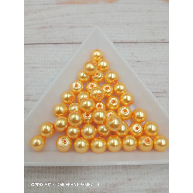 Майорка 6 мм, круглі намистини, скло. Колір світло-помаранчевий Майорка 6 мм, круглі намистини, скло. Колір світло-помаранчевий