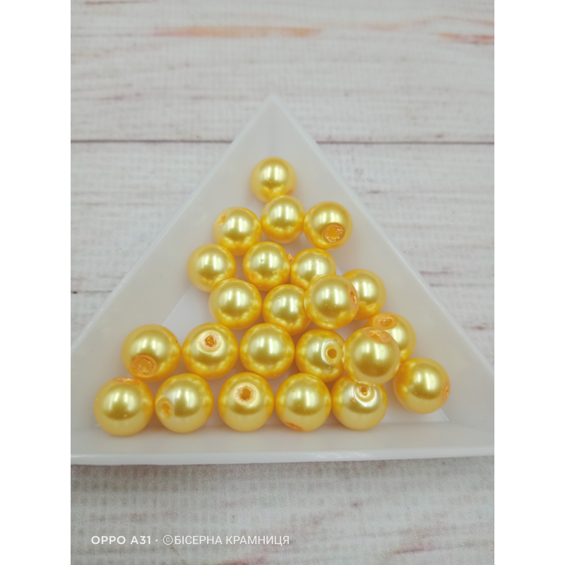 Майорка 8 мм, круглі намистини, скло. Колір жовто-золотий Майорка 8 мм, круглі намистини, скло. Колір жовто-золотий