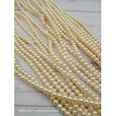 Майорка 4 мм, круглі намистини, скло. Колір бежевий
