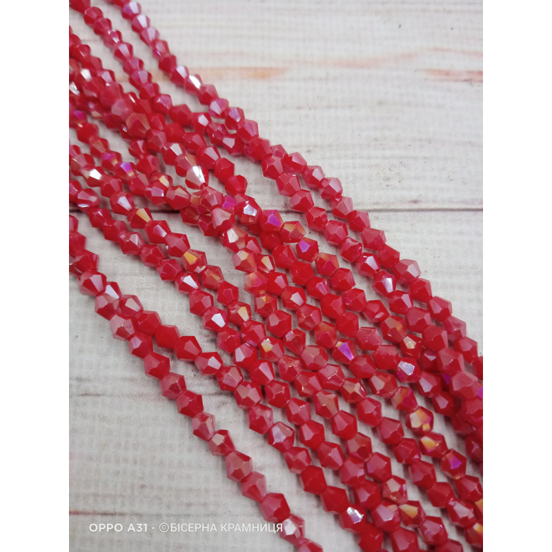 Біконус, розмір 4*4 мм. Червоний непрозорий із перламутровим напиленням