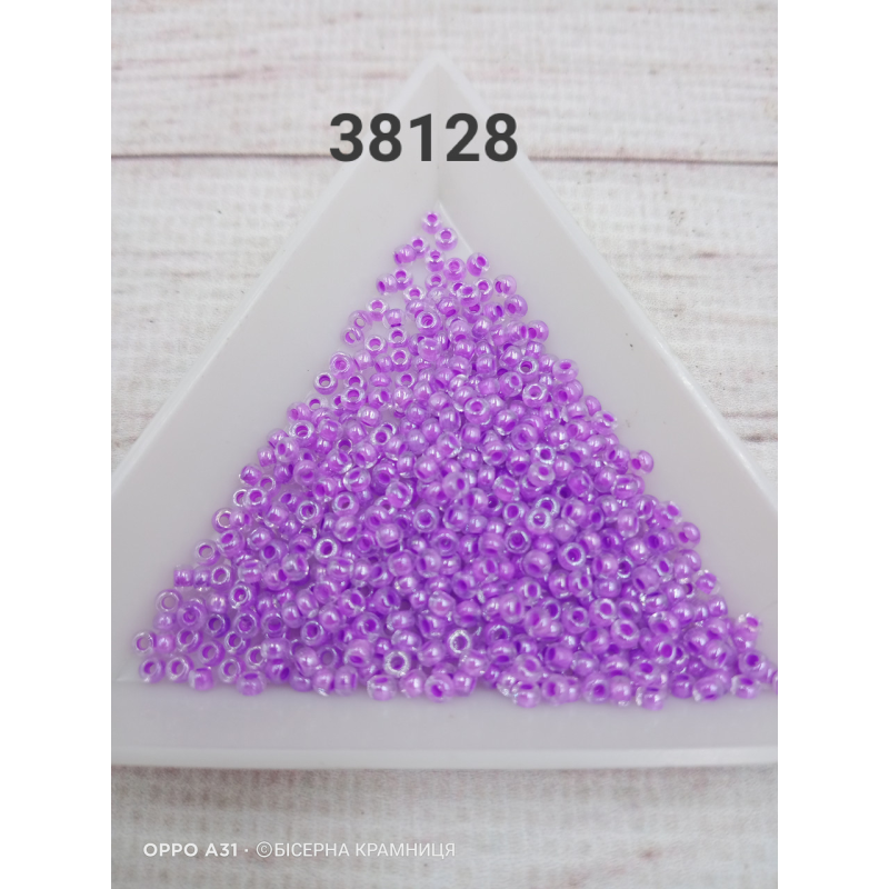 38128 бісер No10 Preciosa (Чехія) 5 грамів. Прозорий фарбований 38128 бісер No10 Preciosa (Чехія) 5 грамів. Прозорий фарбований