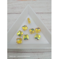 Намистини в формі конюшини, 8*8*3,5 мм. Жовті прозорі. Ціна за штуку