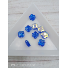 Намистини в формі конюшини, 8*8*3,5 мм. Світло-сині прозорі. Ціна за штуку